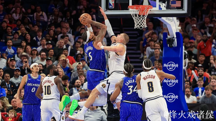 约基奇四连三双助掘金狂胜76人，猛龙上演逆转击败魔术